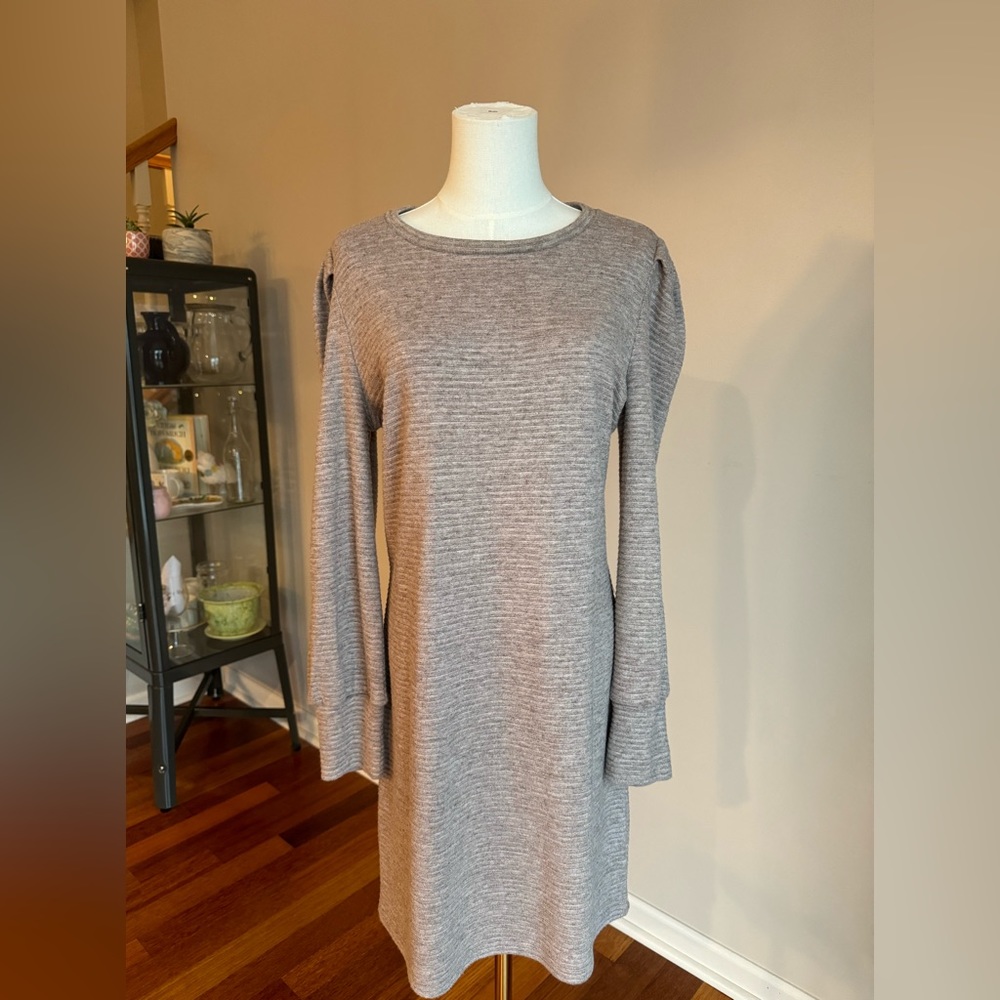 NWT BBDakota Knit the Scene Long Sleeve Sweater Dress in Heather Beige Size: L